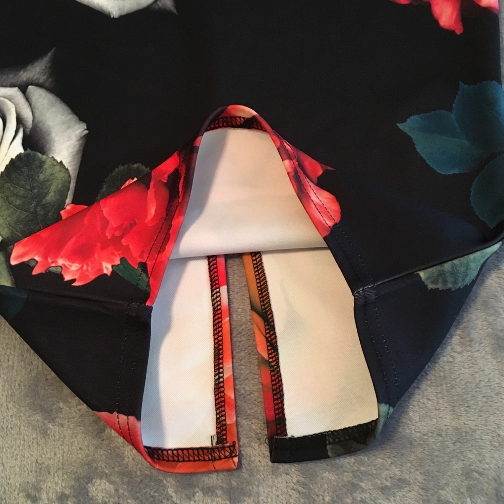 Boohoo Skirt Set - Picture 3 of 12